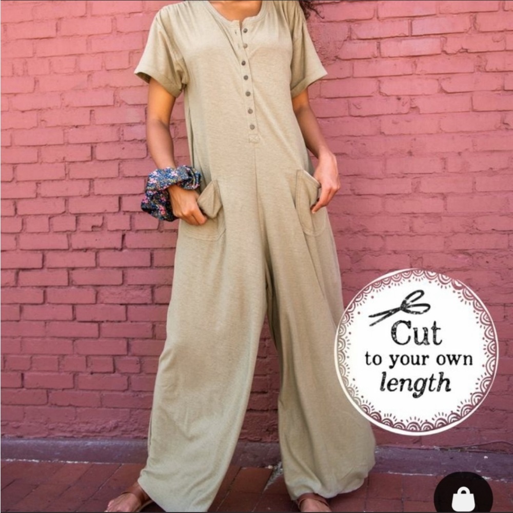 Natural Life Jenna Sage Jumpsuit Size L/XL